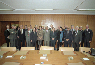 UN Secretary-General Meets with Senior Officials