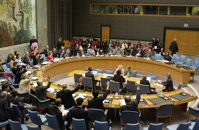 Security Council Extends Peacekeeping Mandate in Western Sahara 