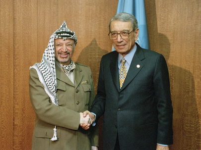 Secretary-General Meets with Chairman of Palestine Liberation Organization
