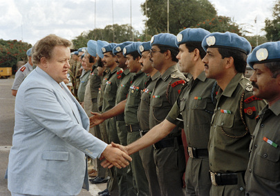 SG's Special Representative for Namibia Reviews Indian Police Monitors in Caprivi Strip