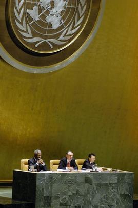 Annan At General Assembly Meeting to Set Up Emergency Relief Fund to Save Lives