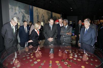 Secretary-General Visits International Olympic Committee Headquarters in Switzerland