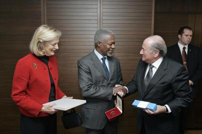 Annan, Wife visit FIFA Headquarters