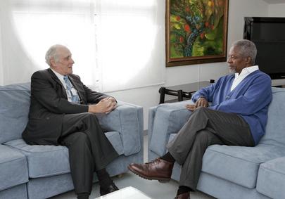 Secretary General Meets With Former Federal Councelor of Switzerland