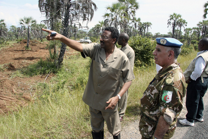 Deputy Special Representative for Burundi, Deputy Force Commander Assess Flood Emergency Needs