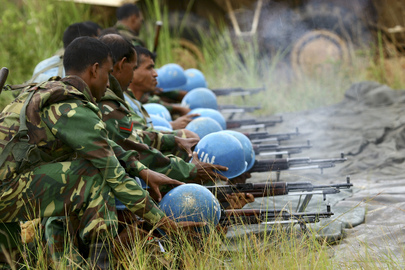 MONUC Peacekeepers in Shooting Exercise