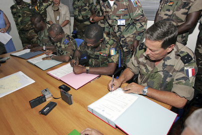 Force Commanders Sign Withdrawal Agreement