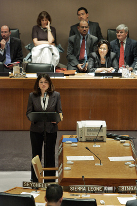 General Assembly Considers Fourth Committee Report 