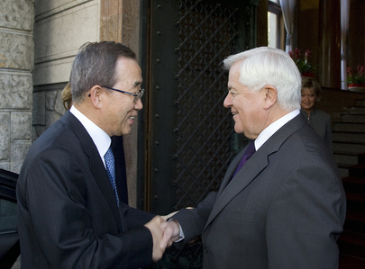 Secretary-General Meets former President of Slovenia 