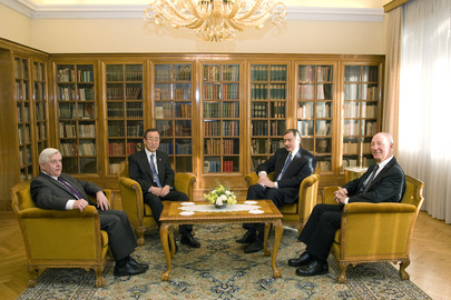 Secretary-General Meets Slovenia Dignitaries