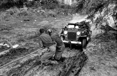 ONUC Troops Secure Road Blocks and Positions Around Elisabethville