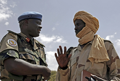 UNAMID Force Commander Meets SLA Field Commander