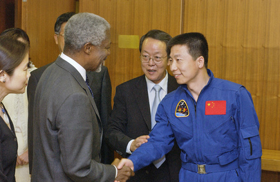Secretary-General Meets With First Chinese Astronaut