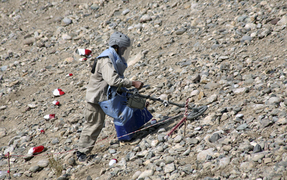 De-mining Expect Searches for Landmines