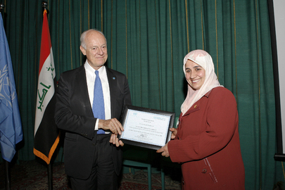 Head of UNAMI Presents Appreciation Certificate