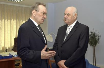 Special Representative of Secretary-General for Kosovo Meets with President of Albania
