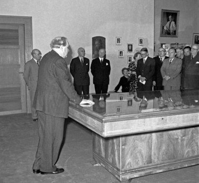 League of Nations Turns Over Historic Documents to the United Nations