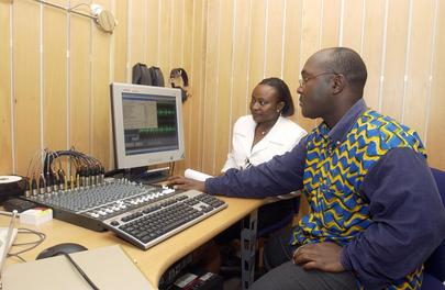 UN Radio Station Campaign Brings News in Cote d' Ivoire