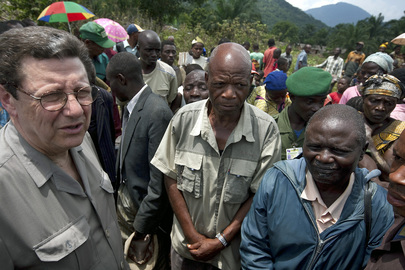 Head of MONUC Meets IDP Camp Residents