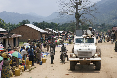 Head of MONUC Returns from IDP camp Visit