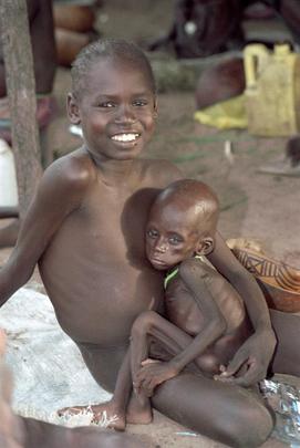 Operation Lifeline Helps Displaced People in Southern Sudan