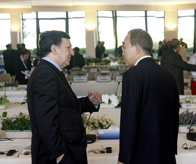 Secretary-General Attends G-8 Working Breakfast Meeting