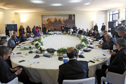G-8 Leaders Attend Working Breakfast Meeting 