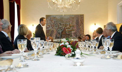 Secretary-General Attends Presidential Luncheon in Athens