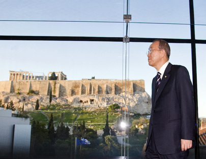 Secretary-General Visits Acropolis Museum in Athens