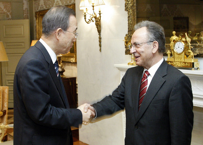 Secretary-General Meets Former President of Greek Parliament