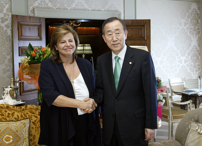 Secretary-General Meets Greek Minister of Economy