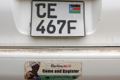 Sudanese Register to Vote for 2010 Elections