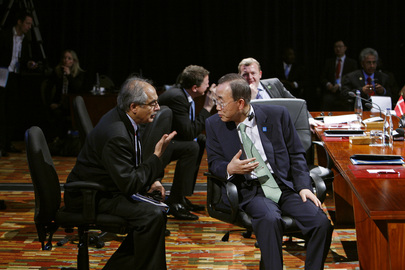 Secretary-General Attends CHOGM Climate Change Session