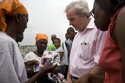 UN Humanitarian Affairs Chief Visits Haitian Capital 6 Months after Quake