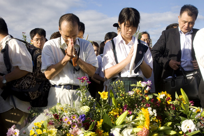 Hiroshima Citzens Mourn A-Bomb Victims at Annual Peace Ceremony