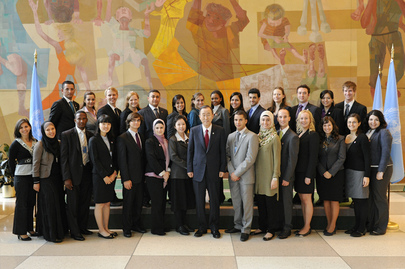 Secretary-General Meets General Assembly Youth Delegates