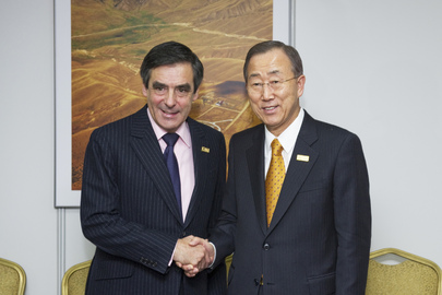 Secretary-General Meets Prime Minister of France at OSCE Summit