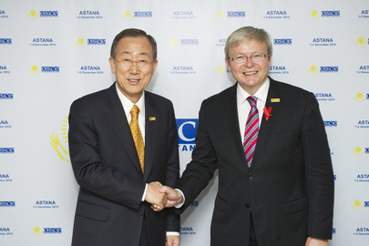 Secretary-General Meets Foreign Minister of Australia at OSCE Summit