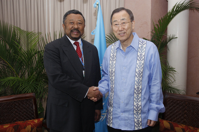 Secretary-General Meets A.U. Chairman at Cancun Climate Change Summit