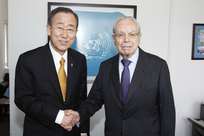 Secretary-General Meets Former Secretary-General Pérez de Cuéllar in Lima