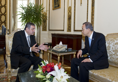 Secretary-General Meets New Egyptian Prime Minister in Cairo