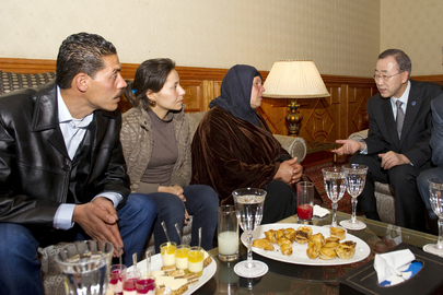 Secretary-General Meets Family of Tunisian who Sparked Revolution