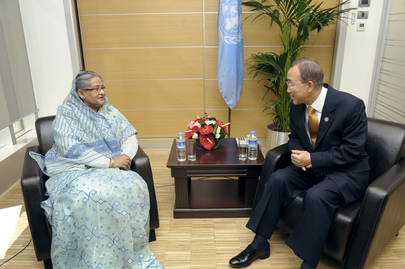 Secretary-General Meets Prime Minister of Bangladesh in Istanbul