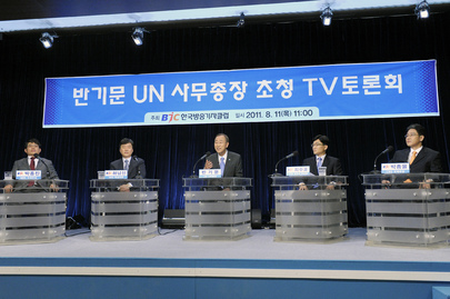 Secretary-General on Live TV Panel in Seoul