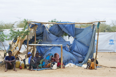 With Famine Crisis Thousands of Somalis Flee to Ethiopia Refugee Camps