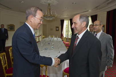 Secretary-General Meets NTC Chairman in Paris