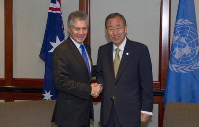Secretary-General Meets Australian Defence Minister in Sydney
