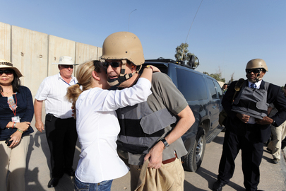 Staff Members See off UNAMI Chief