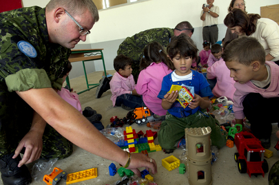 Lebanese Schoolchildren Receive LEGOs from UN Contingent