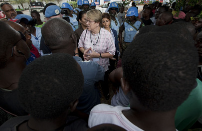 Special Representative and UNMIL Staff on Day of Run-Off